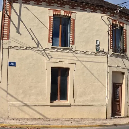 Apartmán Grand T2 Sur Cour